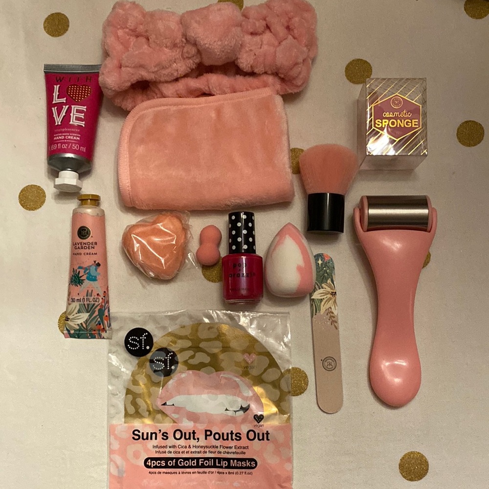 Gorgeous pink bundle of cosmetics and hair care items. 💗💗